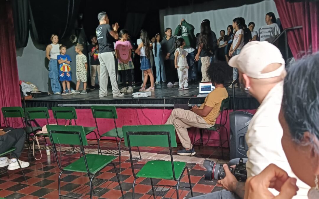 Formación Artística para la Paz “Sembrando Memoria”
